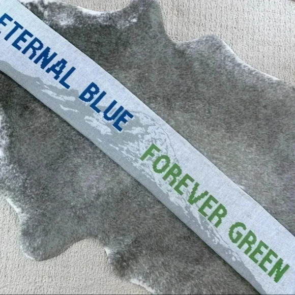 Seattle Sounders Scarf - Picture 3 of 8